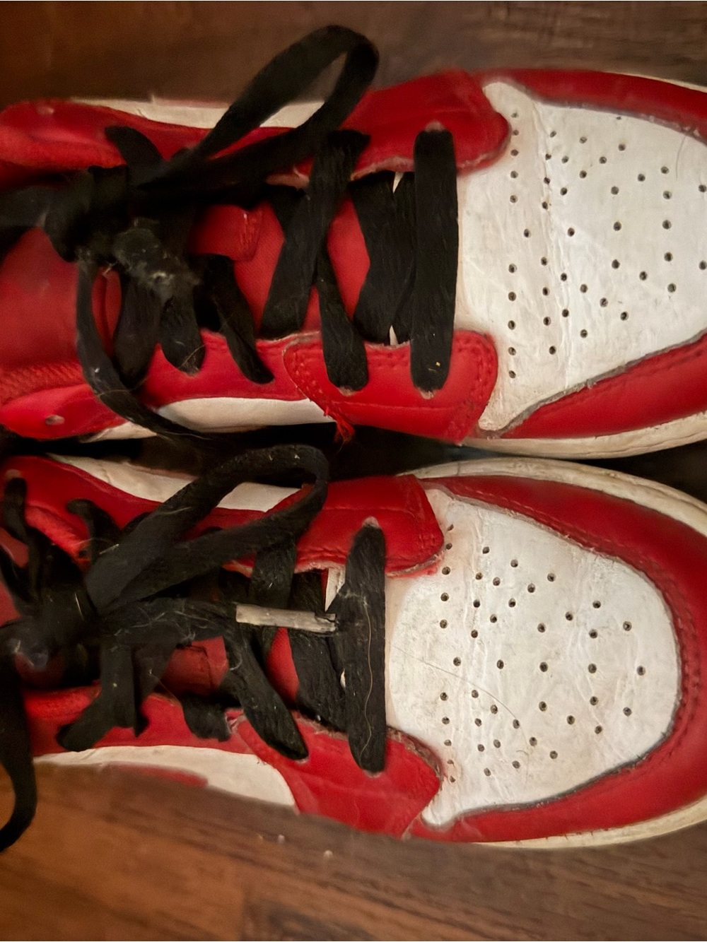 Nike Air Jordan 1 Low GS Chicago Bulls Red White Black 3.5Y